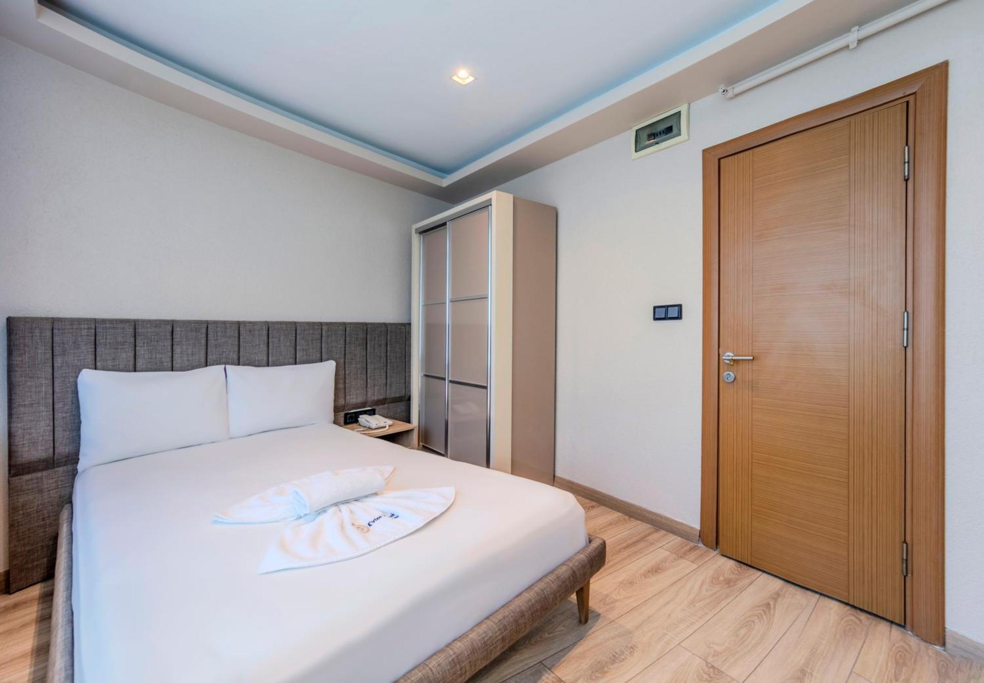Evim Hotel Corlu Exterior photo